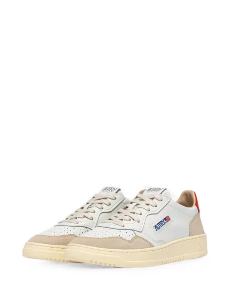 Sneakerși Autry din piele de căprioară alb