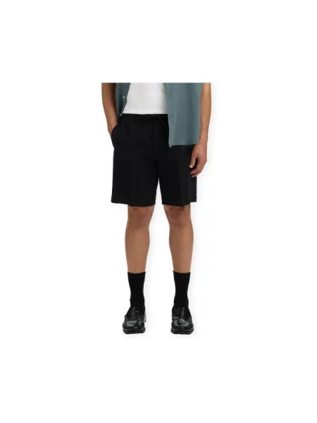 Pantaloni scurți Selected de in negru