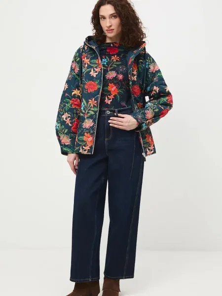 Medicine geaca negru