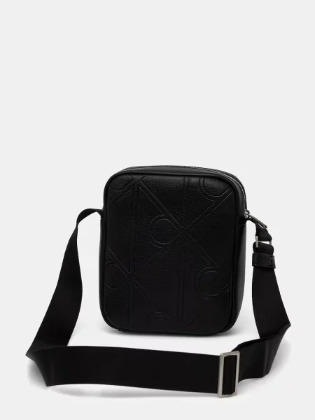 Calvin Klein Válltáska fekete