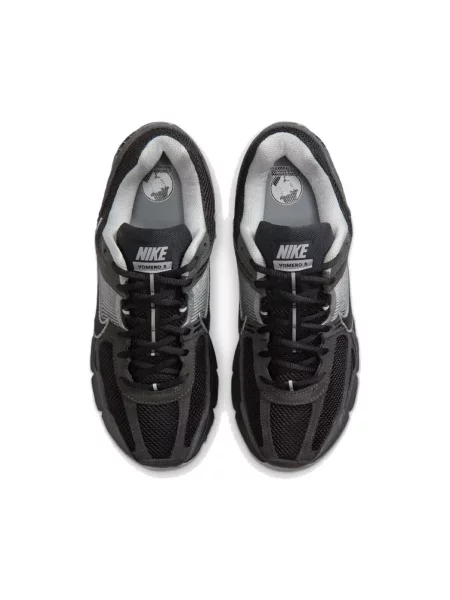 Pantofi Nike gri