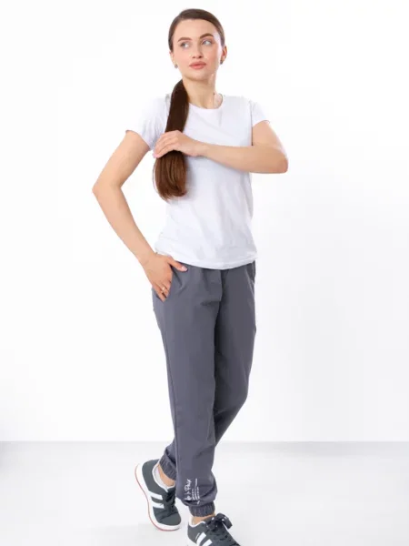 Джогери Носи своє сірий