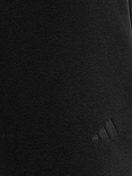 Спортивні штани adidas Seasonal Essentials