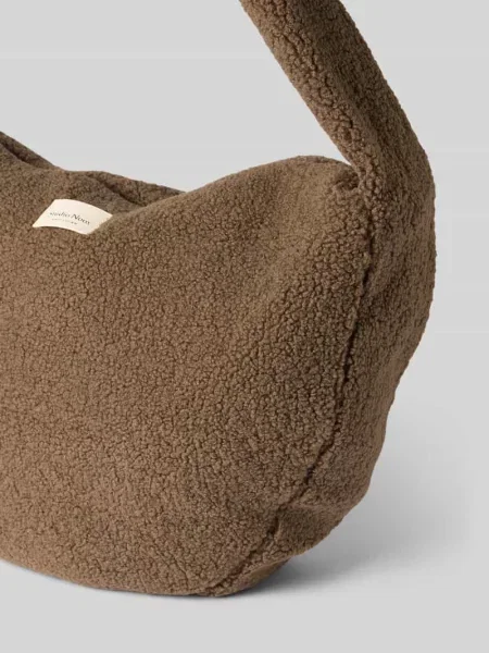 Torba na długim pasku z futerka model ‘Teddy’ Studio Noos