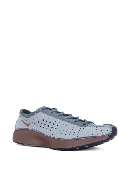 Sneakerși Nike LeBron cu aplicații gri