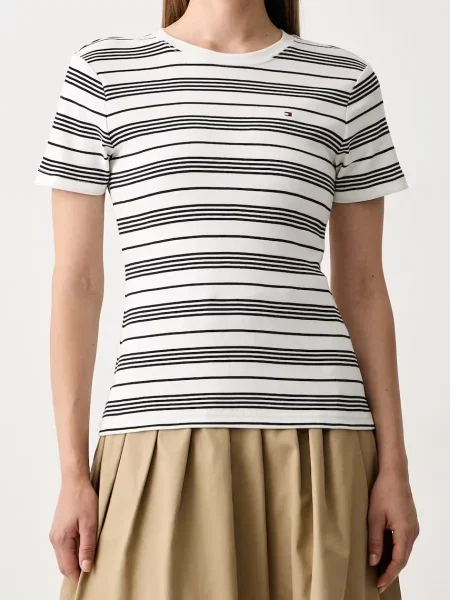 Tommy Hilfiger тениска дамска от бежово