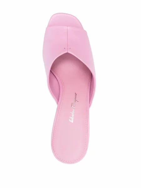 Sandale Ferragamo roz