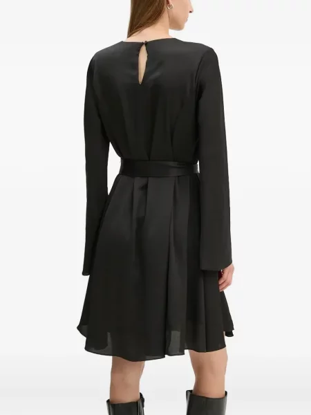 Rochie Bruuns Bazaar cu decolteu în V de costum negru