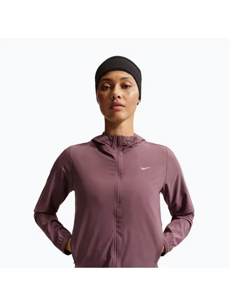 Női futódzseki Nike Swift Repel Packable tattoo. Méret: XS barna