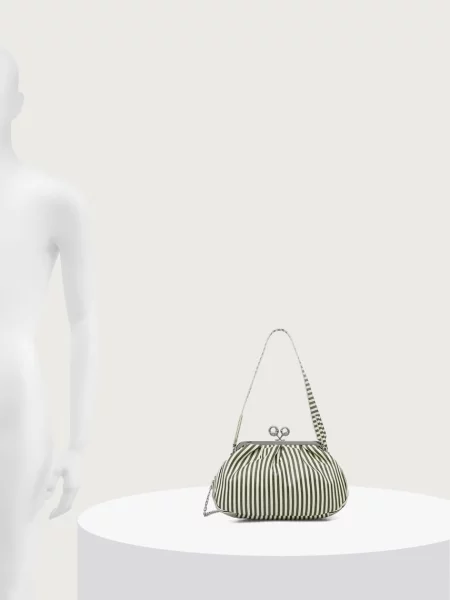 Кожаная сумка через плечо Weekend Max Mara