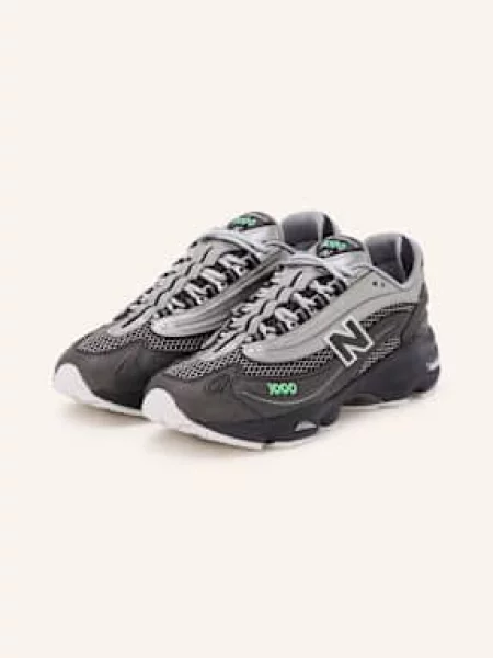 New Balance Sneakersy schwarz czarne