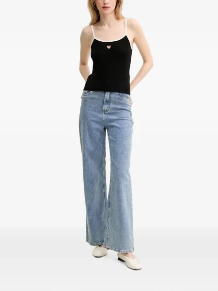 Top From Future cu motiv cu inimi negru