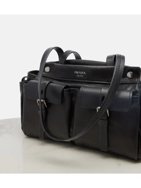 Geanta de piele Prada din piele negru