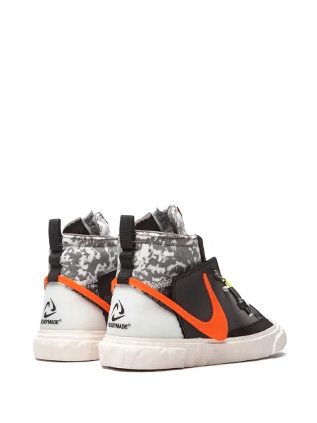 Sako Nike šedé