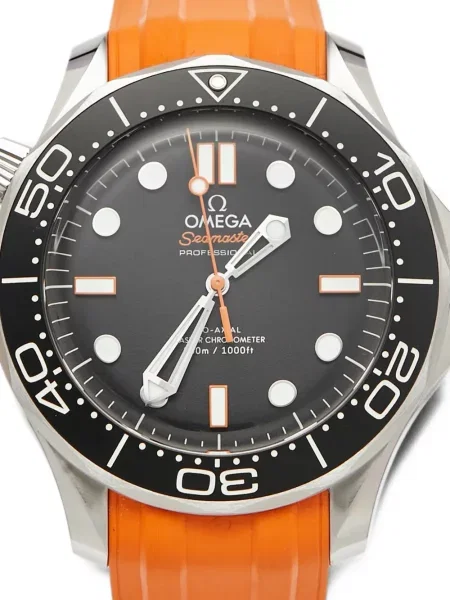Ceas Omega negru