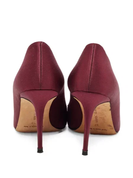 Pantofi cu toc Manolo Blahnik roșu