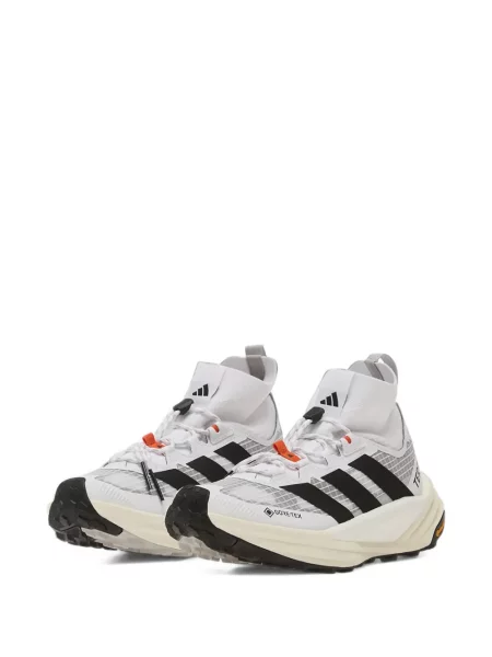 Pulover Adidas din fleece de drumeție alb