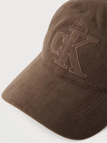 Menčestrová šiltovka Calvin Klein hnedá