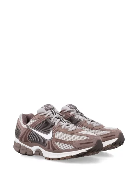 Sneakerși Nike Vomero gri