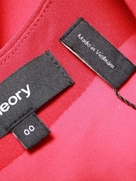Rochie mini Theory fără mâneci cu decolteu în V de costum roșu