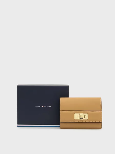 Кошелек Tommy Hilfiger бежевый
