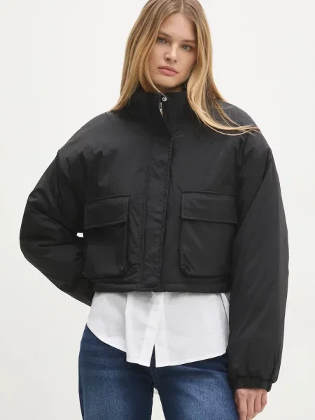 Яке Answear Lab преходен модел с уголемена кройка черно