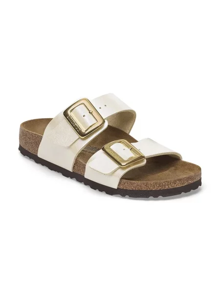 Шлепанцы Birkenstock с пряжкой белые