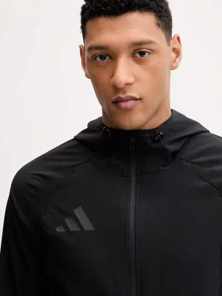 Спортивна куртка adidas Performance The Tiro Travel