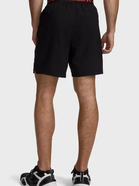 Короткі штани Under Armour сірі