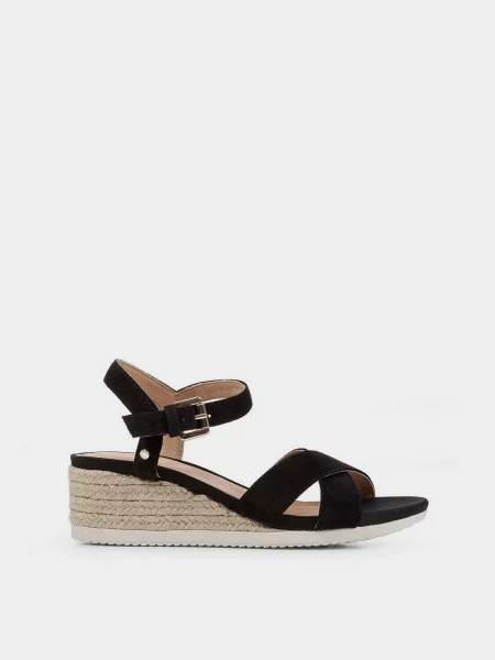 Кожаные босоножки Geox черные