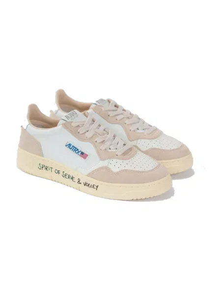 Sneakersy Autry skórzane białe