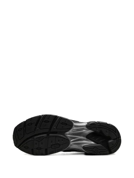 Маратонки Asics черно