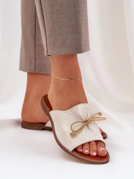 Usnjene copati Boto z lokom brez pet zlata