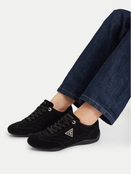 Sneakersy Guess černé