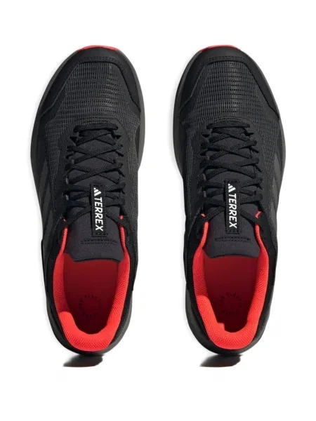 Sneakerși Adidas UltraBoost cu dungi de drumeție gri