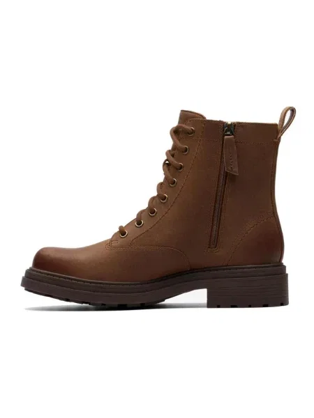Šnurovacie tenisky Clarks hnedá