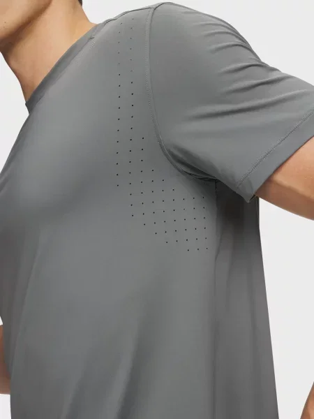 Футболка Under Armour сіра