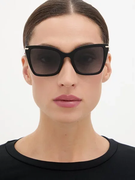 Emporio Armani Napszemüveg fekete