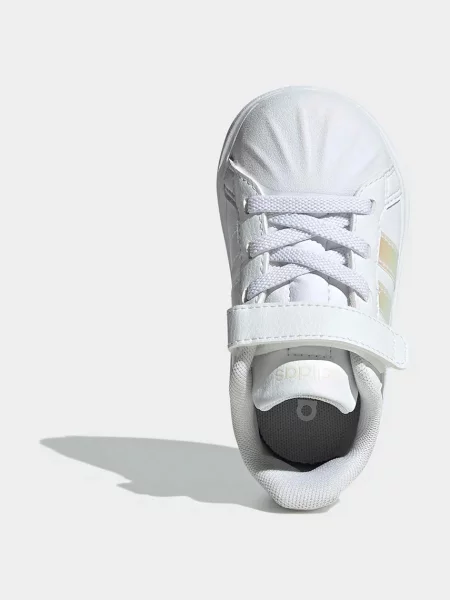 Детские кроссовки Adidas