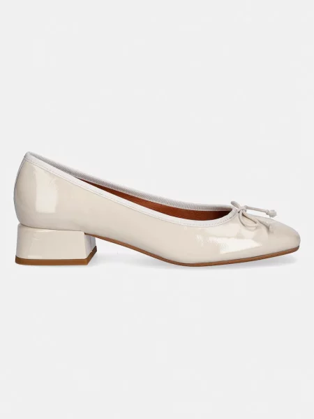 Кожаные балетки Jonak