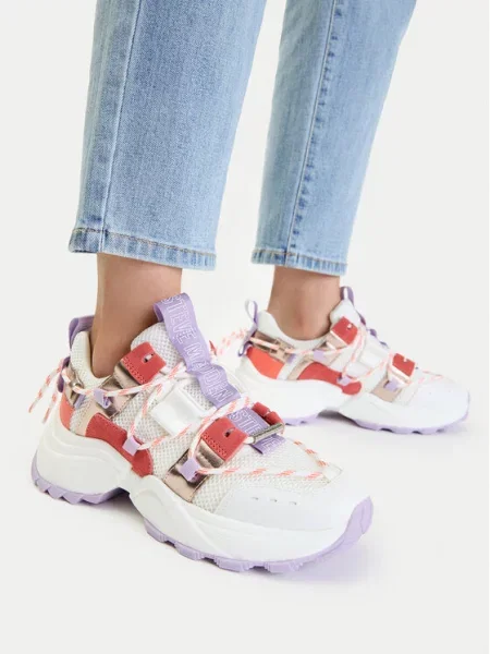 Steve Madden Sneakersy Tazmania biały