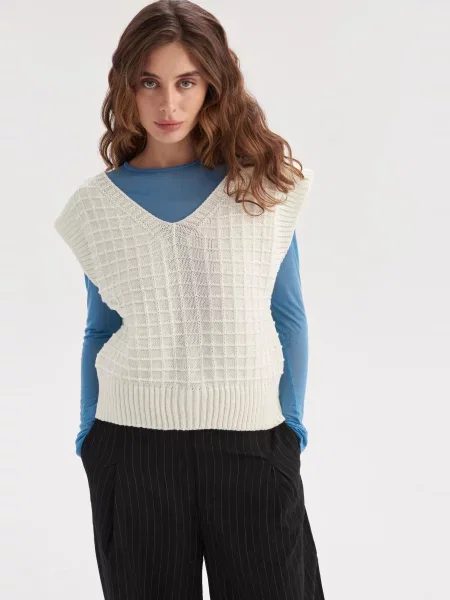 Жилет MEREZHKA вовна/акрил білий