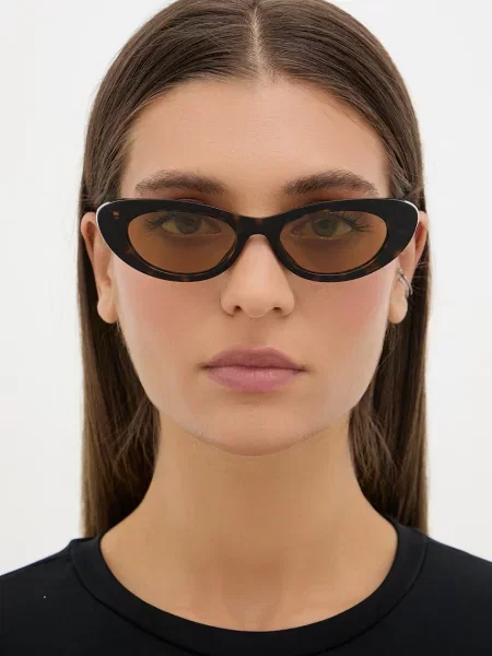 Bottega Veneta női cat eyes napszemüveg barna