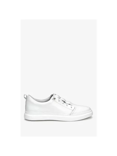 Кеди Estro білі