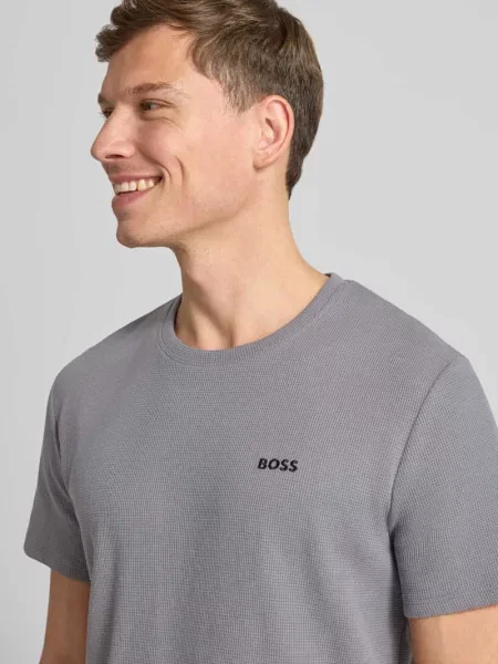 T-shirt o kroju regular fit z mieszanki bawełny Boss