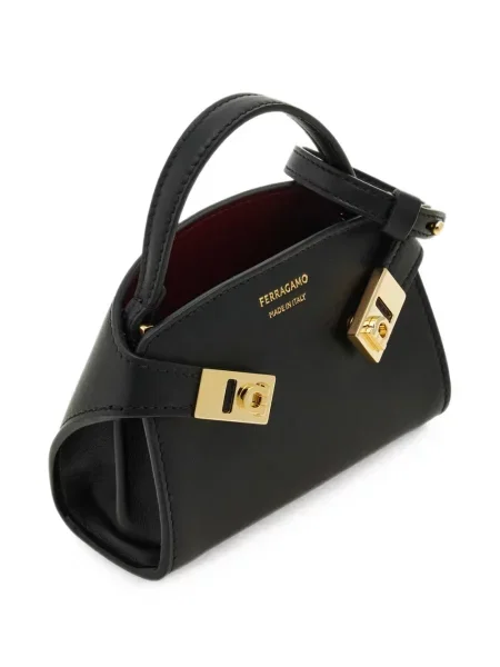 Top Ferragamo negru