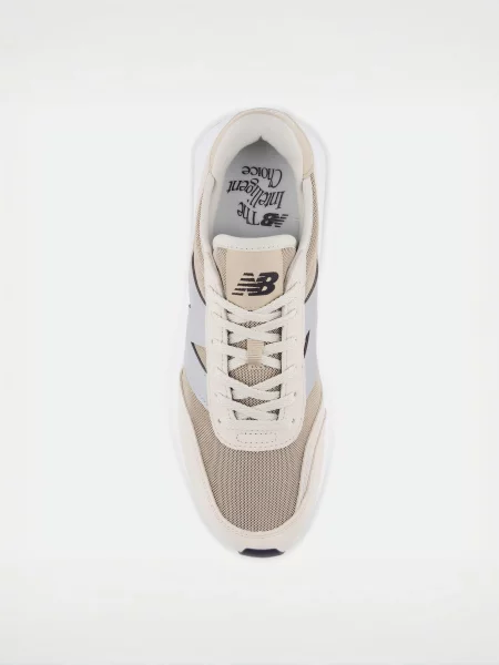 Замшевые повседневные кроссовки New Balance белые
