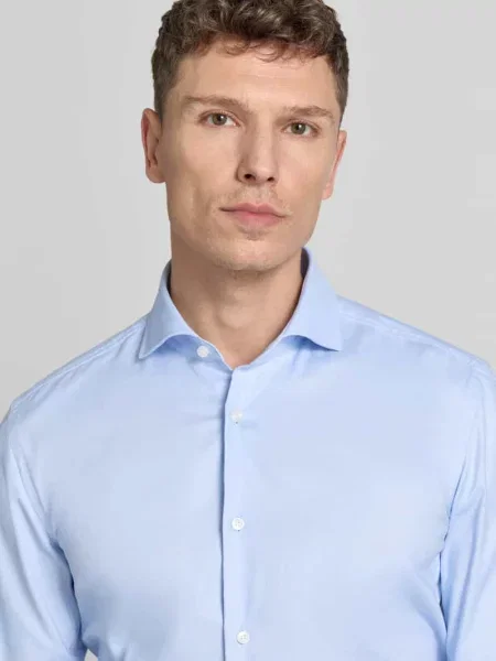 Koszula biznesowa o kroju regular fit z bardzo długim rękawem Boss błękitna