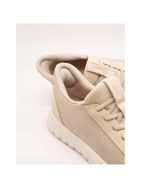 Pantofi Geox bej
