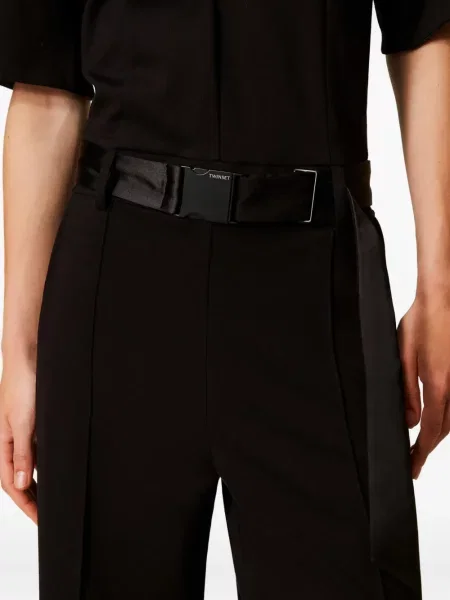 Salopetă Twinset cu decolteu în V cu cataramă negru